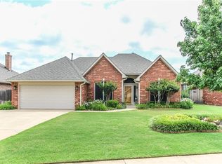 4005 Castlerock Rd, Norman, OK 73072