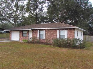 406 N Young Blvd, Chiefland, FL 32626