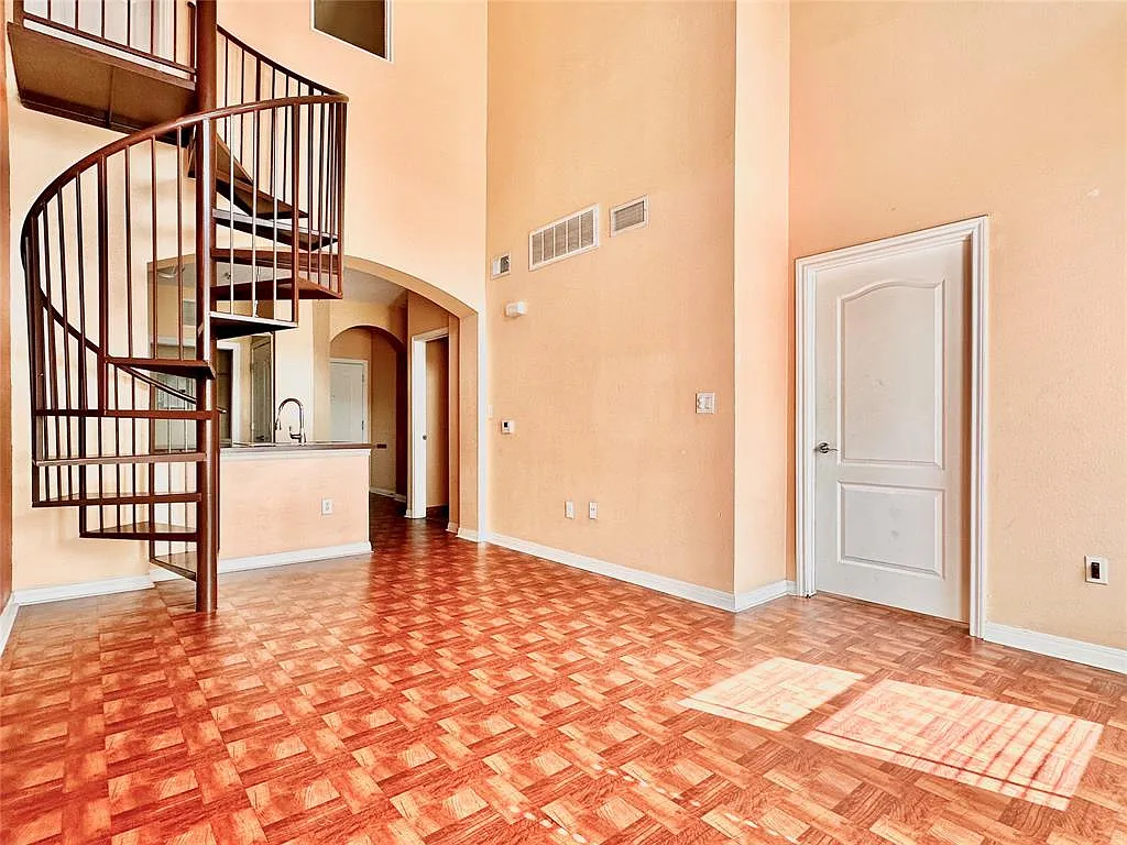 2505 San Gabriel St Apt 608 — Photo 1