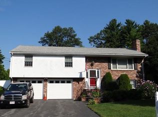 9 Stillings Rd, Saugus, MA 01906