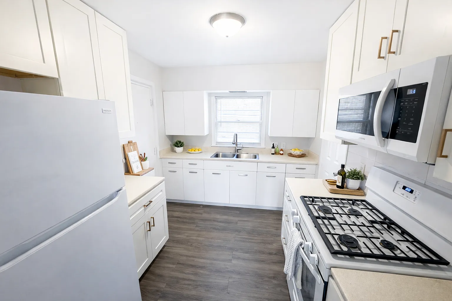 2 bed, 725 sqft, $1,025 — Photo 2