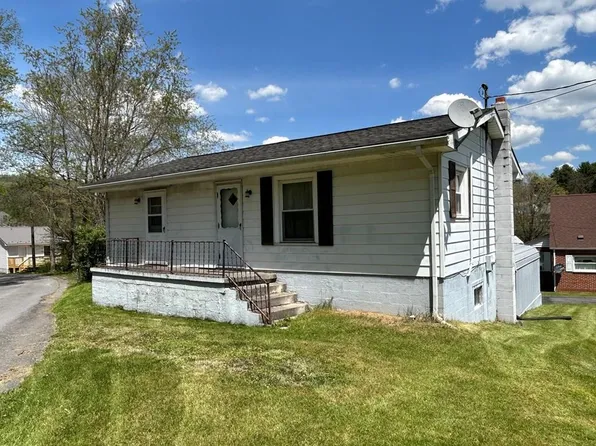 450 Seddon St, Bland, VA 24315