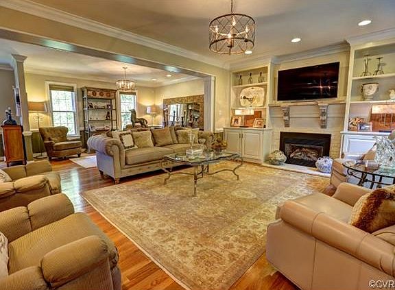 4th image of 10858 Millington Ln