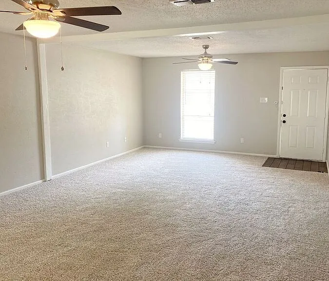 5520 Galway Ln — Photo 3