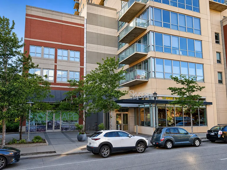 929 Portland Ave #2105 — Photo 19