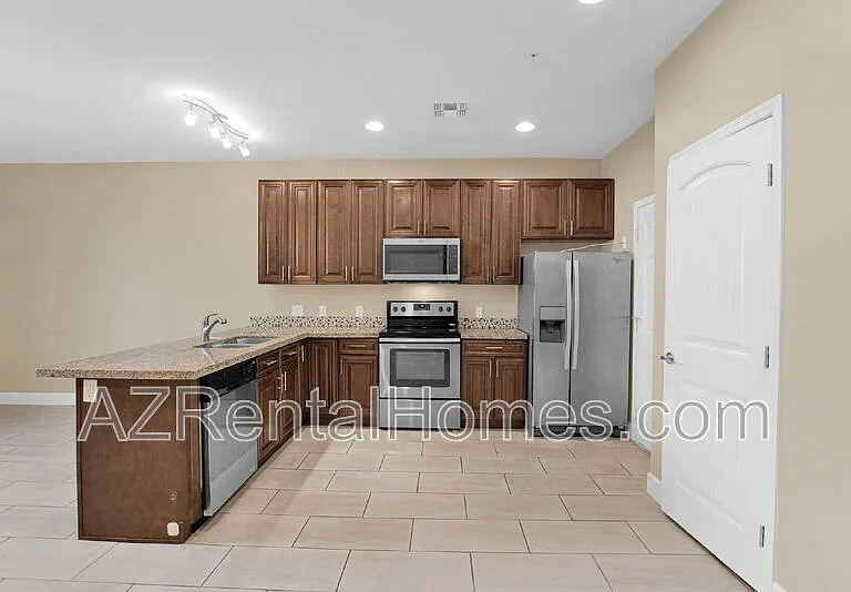 1406 W Main St #121 — Photo 9