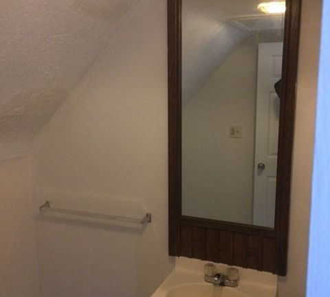 4th image of 616 Upson St APT 1