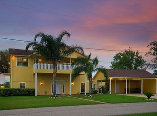 417 Palm Dr #776, Liverpool, TX 77577