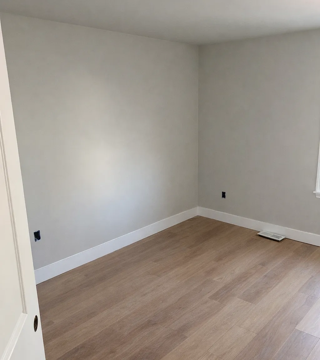 East Avenue 166 - A — Photo 3