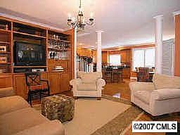 Kitchen/Breakfast Rm/Family Rm
