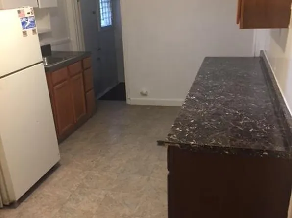 1504 McHenry St, Baltimore, MD 21223