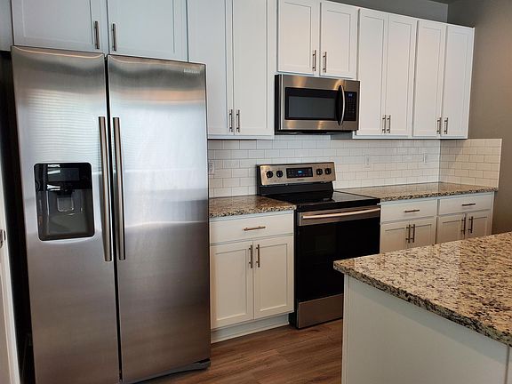 4th image of 3112 Ponderosa St NE #2