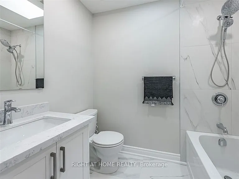 6913 Shelter Bay Rd #UPPER — Photo 21
