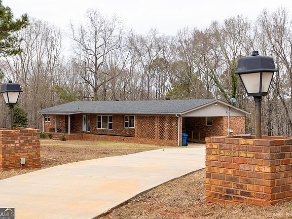 3rd image of 1648 Woodland Rd