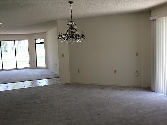 5th image of 134 W Christina Blvd