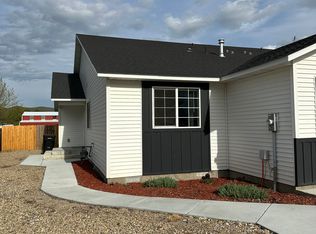 624 E 12th St, Weiser, ID 83672