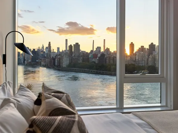 30 Halletts Point image 18 of 39