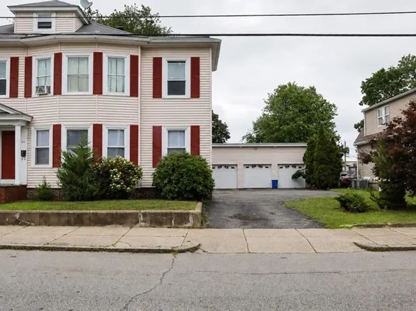 27 Elder St, Pawtucket, RI 02860