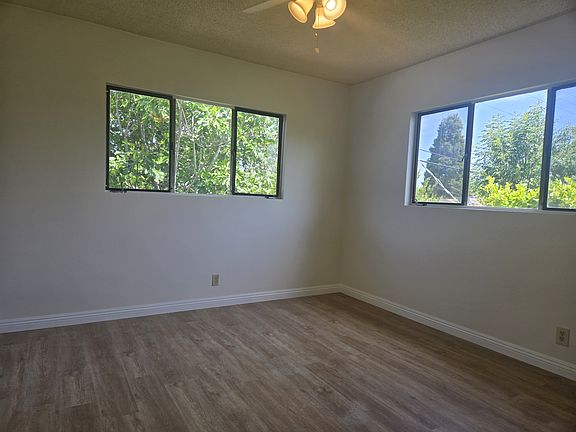 5th image of 5540 Mammoth Ave #7
