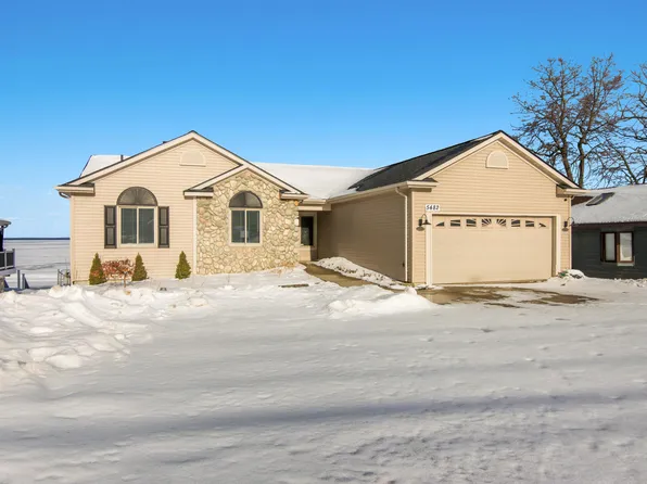5482 W Houghton Lake Dr, Houghton Lake, MI 48629