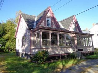 16 Bush St, Skowhegan, ME 04976