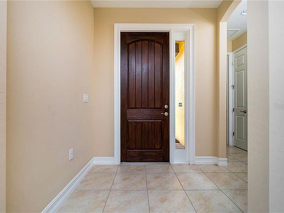 5th image of 1086 Bradberry Dr