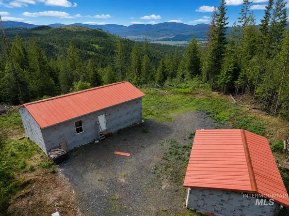 Nka Backside Dr, Saint Maries, ID 83861