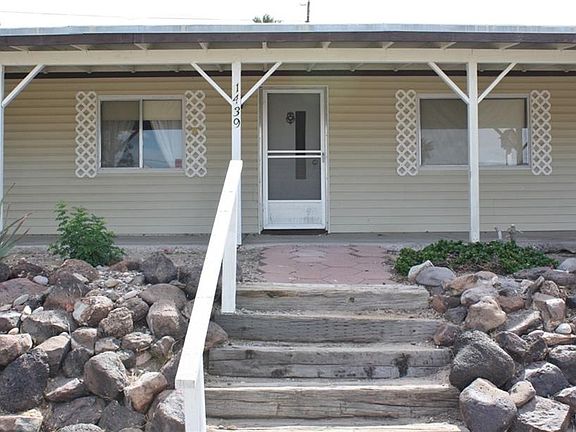 5th image of 1439 Luna Ln