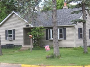 322 N 1st St, Eagle River, WI 54521