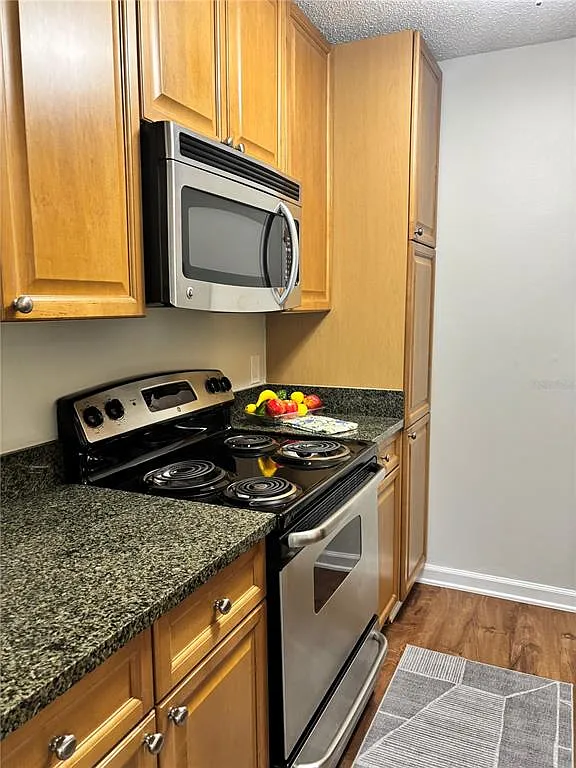 1 bed, 1.0 bath, 665 sqft, $1,450 — Photo 4