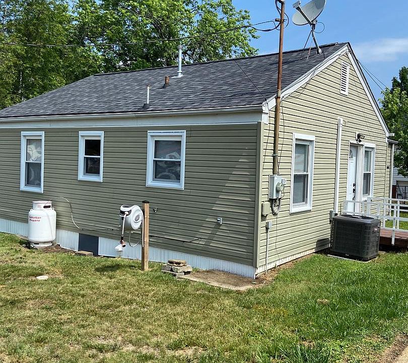1st image of 30 Circle Ave