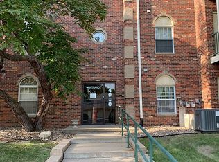 4900 Pleasant St UNIT 21, West Des Moines, IA 50266