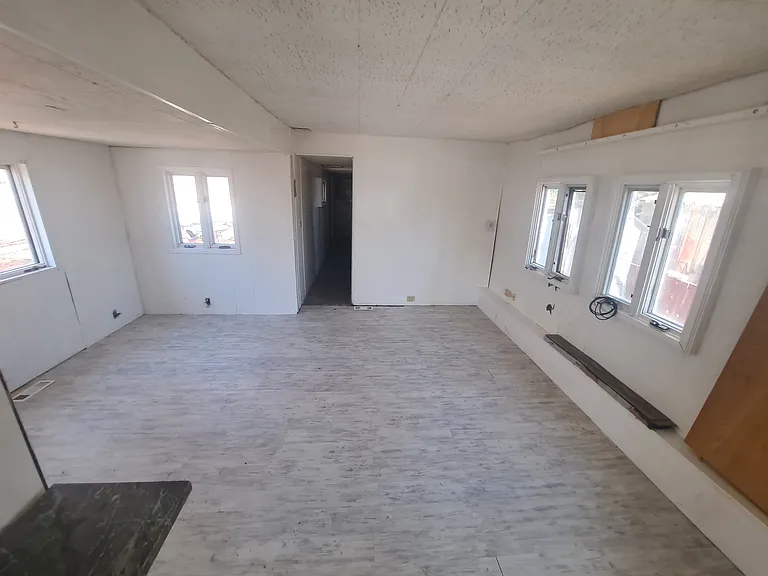300 Howland Rd — Photo 6
