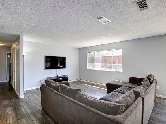 5th image of 6816 Somersworth Dr