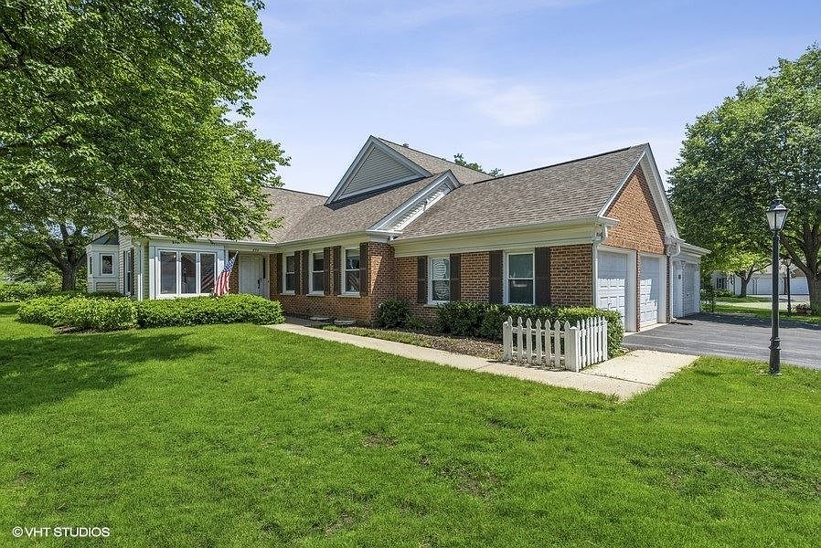 1st image of 804 Willow Hills Ln