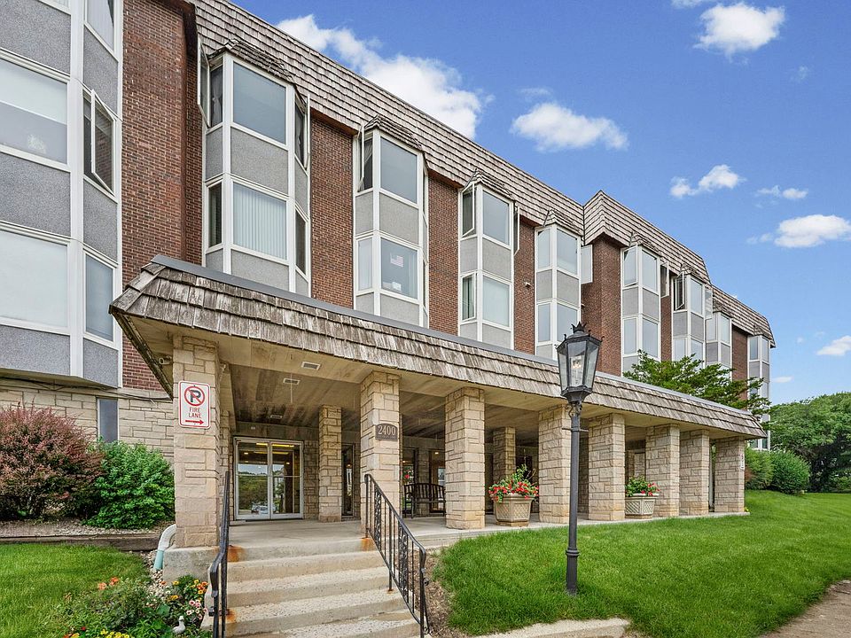 1st image of 2400 Archbury Ln APT 2E