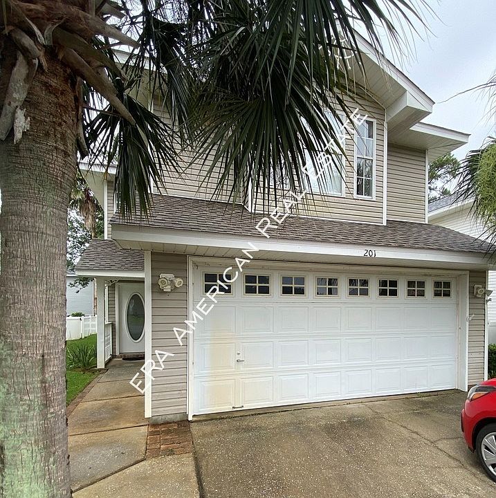 1st image of 201 Twin Lakes Ln