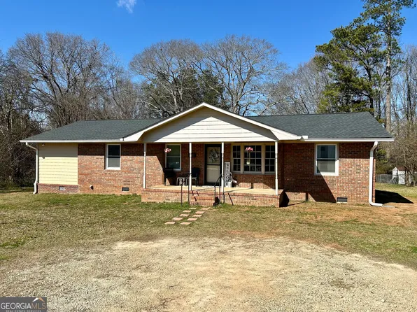 426 Highland Dr, Elberton, GA 30635