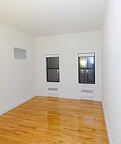 5th image of 226 E 70th St Ph C