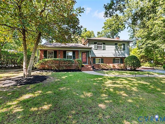 2nd image of 8432 Larkspur Rd