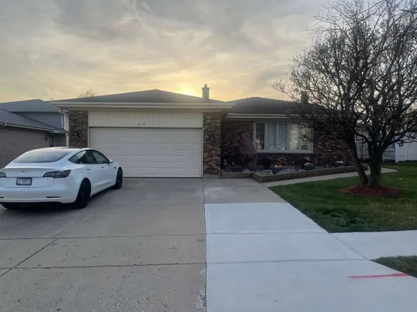 852 Tonne Rd, Elk Grove Village, IL 60007