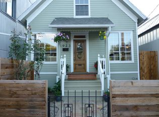 1923 SE 11th Ave, Portland, OR 97214