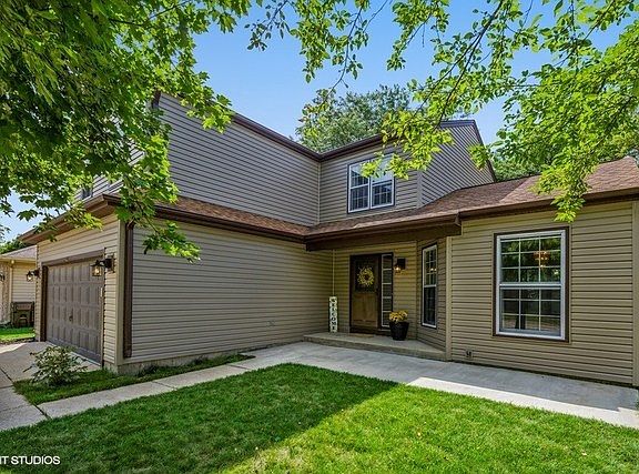 2nd image of 4803 W Glenbrook Trl