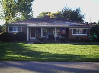 16152 Windham Ln, Fraser, MI 48026