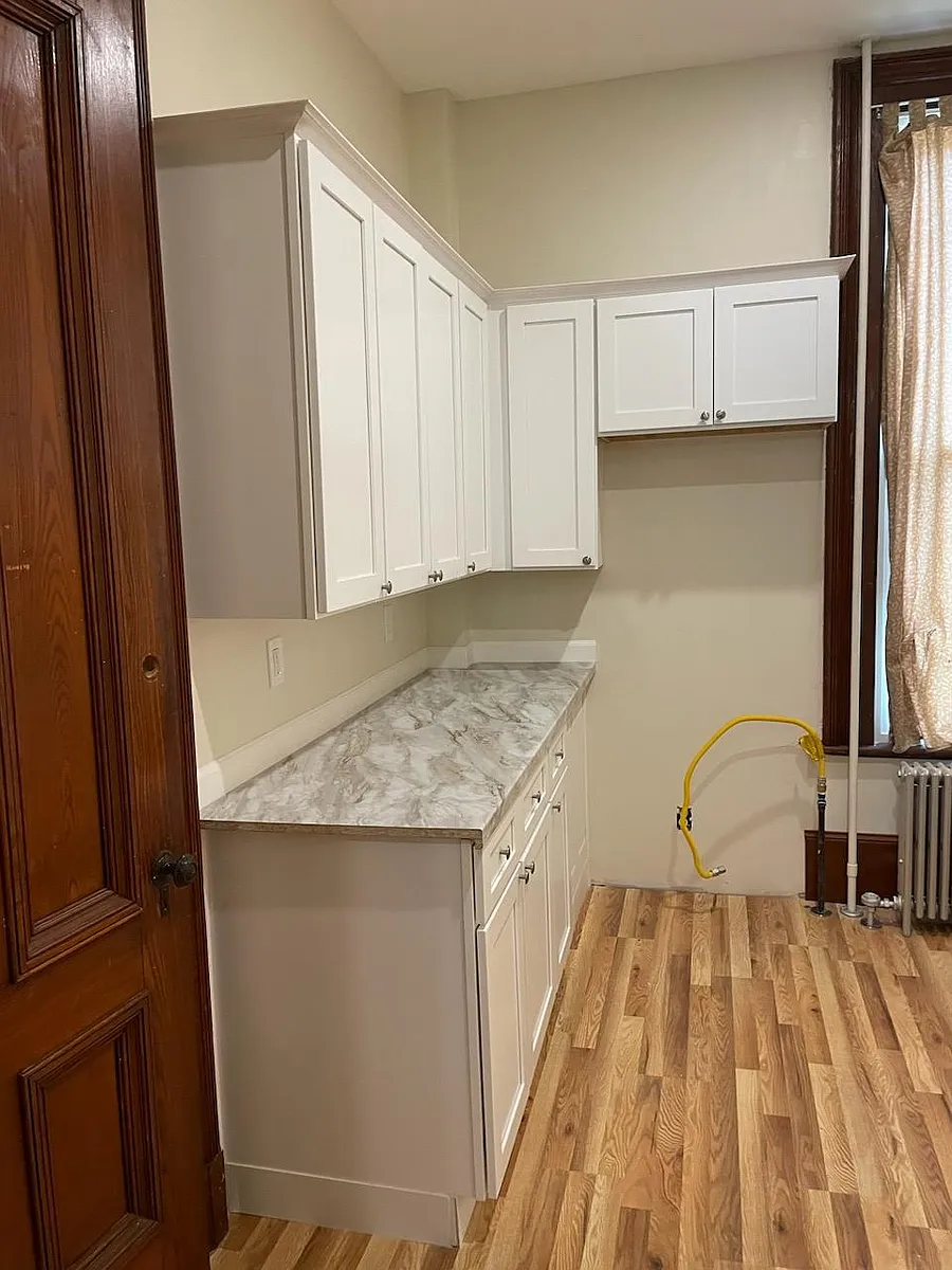 Building Photo - 504 Locust St #1