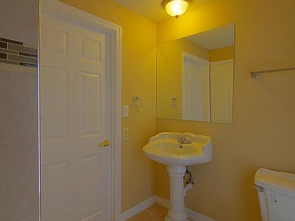 5th image of 4705 Windflower Cir