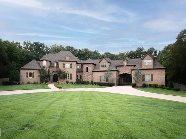 3883 Plantation Estates Dr, Jonesboro, AR 72404