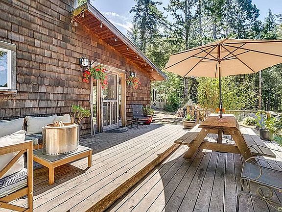 2nd image of 227 Evergreen Way