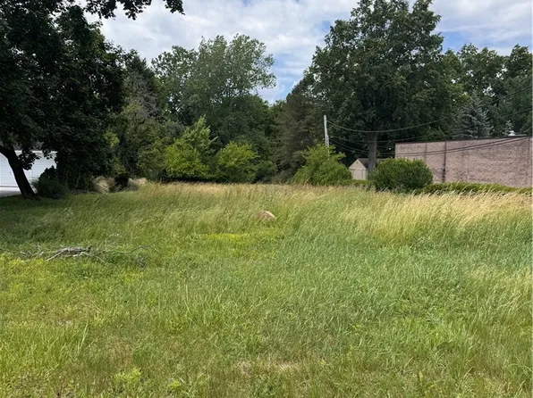 30630 Lorain Rd, North Olmsted, OH 44070