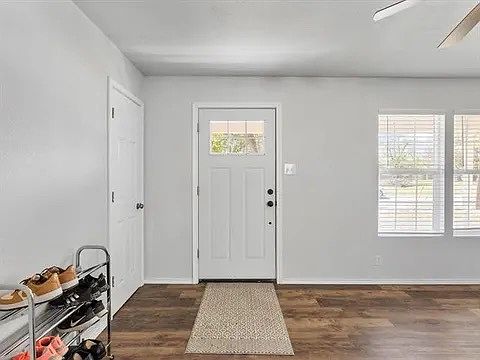 2nd image of 303 S Bois D Arcade St